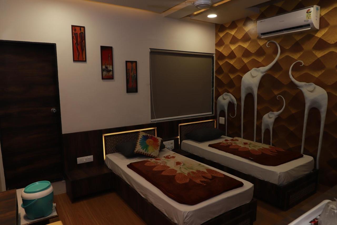 Hotel Darshan Amreli Exterior foto
