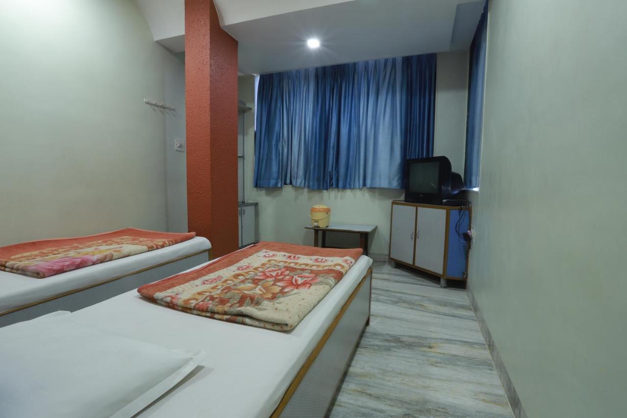 Hotel Darshan Amreli Exterior foto
